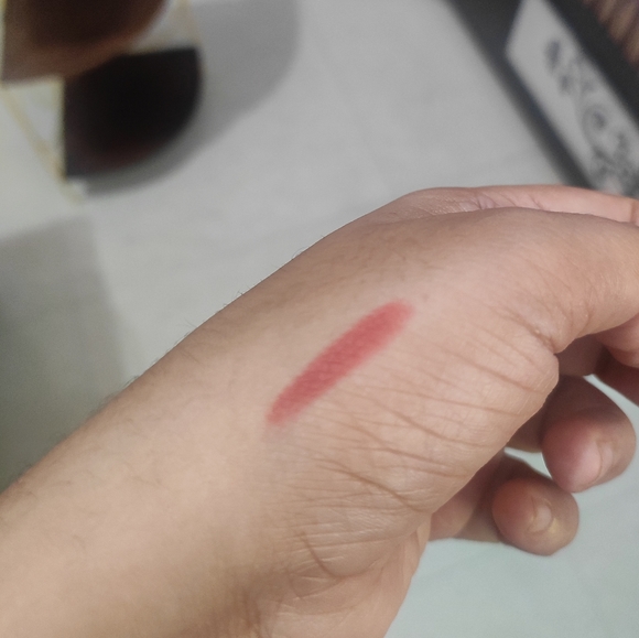 ✨Combo✨ Kay Beauty & Kiko Milano Lipsticks - Picture 2 of 7